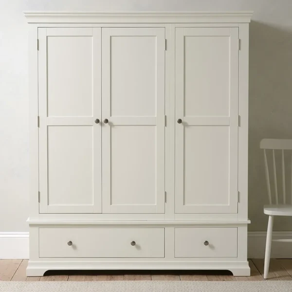 Tama triple wardrobe