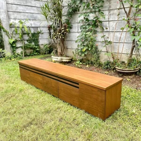 Mimu Hardwood TV Stand